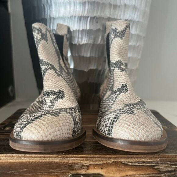 Lucky Brand Haylia Snake Print Pull-On Leather Booties - Picture 4 of 9